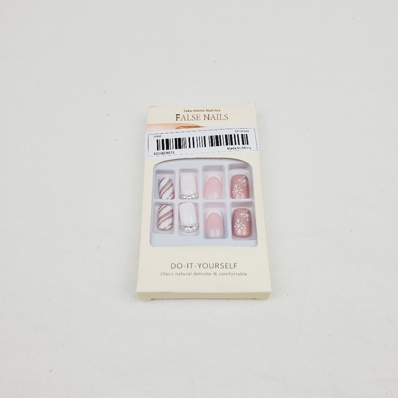 24 Pieces Fake Press On Nails - Picture 4 of 7